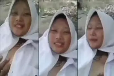 Bokep Gadis SMA Ngentot Di Sungai Outdoor Liar Hot